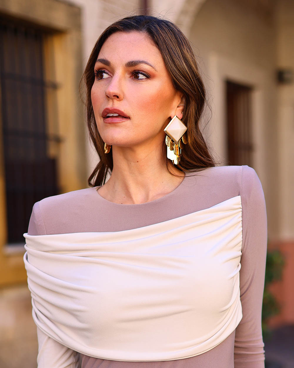 Vestido Sandra taupe / ULTIMAS UNIDADES SIN REPOSICION - Imagen 2